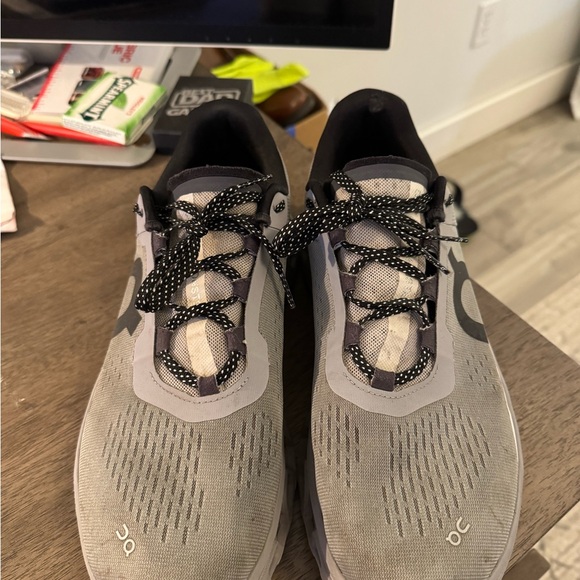 On Cloud Running Cloudmonster Sneakers - Men’s size 10 - Grey and White - Picture 6 of 16